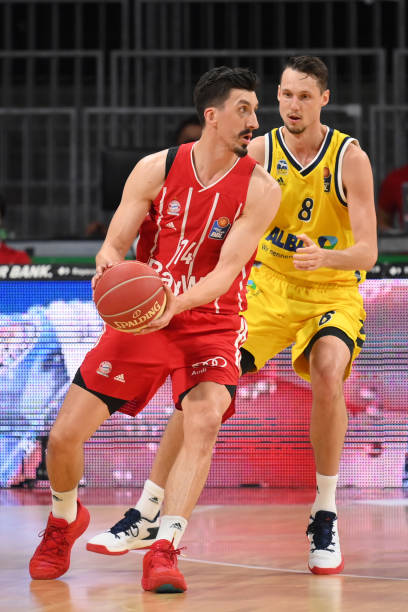 与球队的最 与球队的最