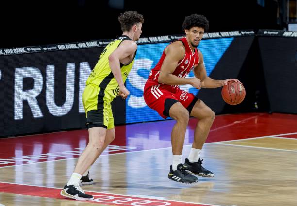 他的经历 他的经历