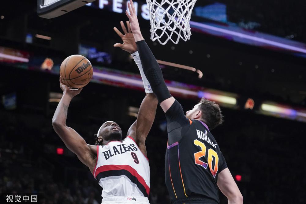 强硬的防守 强硬的防守